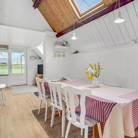 Σπίτι διακοπών Three-bedroom In Sydals