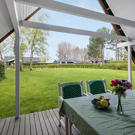 Σπίτι διακοπών Three-bedroom In Sydals Skovbyballe