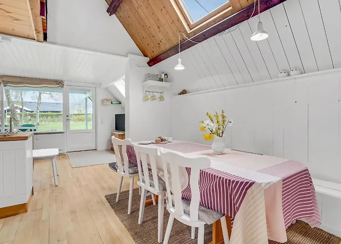 度假居 Three-bedroom In Sydals